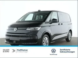 Schwarz Gebraucht 2023 VW Multivan Basis Limousine | 51.990 € (Guter Preis)