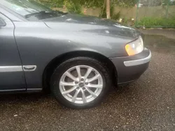 Grau Gebraucht 2004 Volvo V70 Kinetic Kombi | 1.500 € (Superpreis)