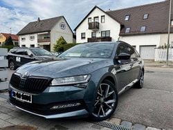 Grau Gebraucht 2019 Skoda Superb SportLine Kombi | 25.490 € (Guter Preis)