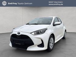 Schneeweiß Gebraucht 2022 Toyota Yaris Hybrid Business Edition | 17.890 € (Superpreis)