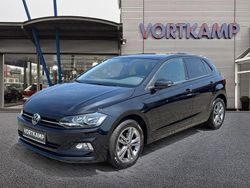 Deep black perleffekt (metallic) Gebraucht 2021 VW Polo United Limousine | 16.490 € (Fairer Preis)