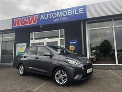Grau Gebraucht 2020 Hyundai i10 Trend Kleinwagen | 14.490 € (Fairer Preis)