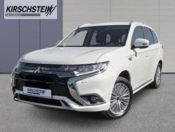 Weiss Gebraucht 2020 Mitsubishi Outlander P-HEV Basis SUV | 19.990 € (Guter Preis)