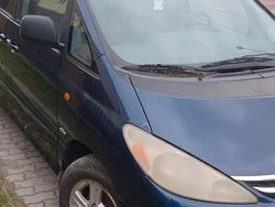 Blau Gebraucht 2003 Toyota Previa Van / Kleinbus | 1.350 €