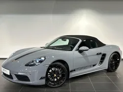 Grau Gebraucht 2024 Porsche 718 Boxster Edition Cabrio | 78.900 €