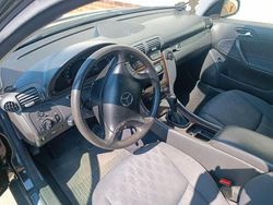 Grau Gebraucht 2004 Mercedes C180 Classic Limousine | 990 € (Superpreis)