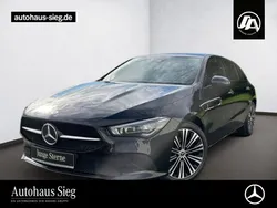 Schwarz Gebraucht 2022 Mercedes CLA220 Shooting Brake Kombi | 32.750 € (Fairer Preis)