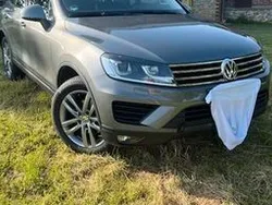 Grau Gebraucht 2017 VW Touareg Terrain Tech SUV | 18.900 € (Fairer Preis)