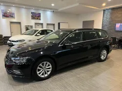 Schwarz Gebraucht 2020 VW Passat Kombi | 17.485 € (Fairer Preis)