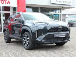 Schwarz Neu 2025 Toyota Yaris Cross SUV | 28.850 €