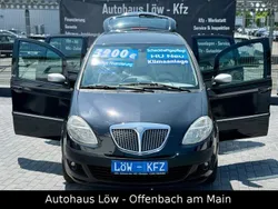 Schwarz rockabilly/pergusa/bod Gebraucht 2005 Lancia Musa Van / Kleinbus | 3.900 € (Teuer)
