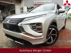Silber Gebraucht 2022 Mitsubishi Eclipse Cross Select SUV | 27.980 € (Fairer Preis)