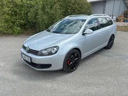 Silber Gebraucht 2010 VW Golf VI Comfortline Kombi | 7.500 € (Teuer)