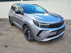 Kontrast grau/quarz silber Gebraucht 2022 Opel Grandland X Ultimate SUV | 30.990 € (Teuer)
