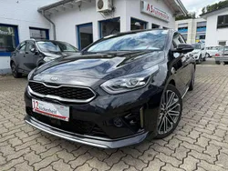 Black pearl Gebraucht 2019 Kia ProCeed GT-Line Kleinwagen | 17.949 € (Fairer Preis)