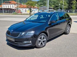 Schwarz Gebraucht 2018 Skoda Octavia Style Kombi | 9.950 € (Superpreis)