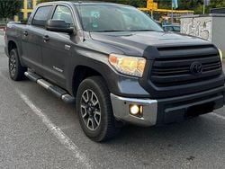 Grau Gebraucht 2016 Toyota Tundra Abholung | 35.000 €