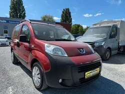 Rot Gebraucht 2010 Peugeot Bipper Basis Van / Kleinbus | 3.950 € (Fairer Preis)