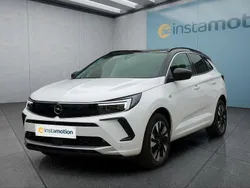 Weiß Gebraucht 2023 Opel Grandland X Elegance SUV | 28.599 € (Etwas zu teuer)