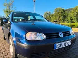 Blau Gebraucht 1999 VW Golf IV Comfortline Limousine | 3.750 € (Teuer)