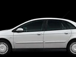 Weiß Gebraucht 2003 Citroën C5 Limousine | 1.850 € (Fairer Preis)