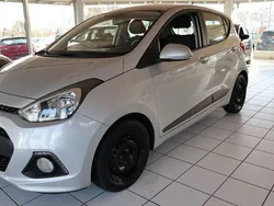 Silber Gebraucht 2016 Hyundai i10 Kleinwagen | 10.910 € (Fairer Preis)