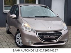 Grau Gebraucht 2015 Peugeot 208 Active Kleinwagen | 4.980 € (Fairer Preis)