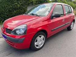 Rot Gebraucht 2002 Renault Clio II Kleinwagen | 999 € (Guter Preis)