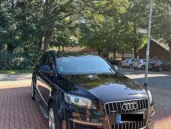 Schwarz Gebraucht 2015 Audi Q7 Ambiente SUV | 17.500 € (Guter Preis)
