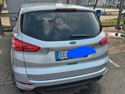 Silber Gebraucht 2016 Ford S-MAX S Van / Kleinbus | 13.800 € (Etwas zu teuer)
