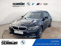 Schwarz uni Gebraucht 2021 BMW 330e Sport Line Limousine | 24.990 € (Guter Preis)