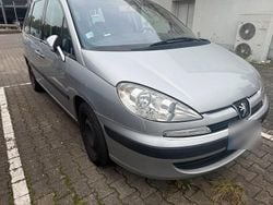 Silber Gebraucht 2004 Peugeot 807 Platinum Van / Kleinbus | 999 € (Fairer Preis)