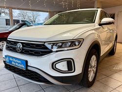 Pure white Gebraucht 2023 VW T-Roc Life SUV | 27.895 € (Fairer Preis)