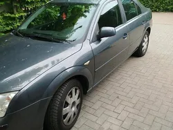 Silber Gebraucht 2005 Ford Mondeo Limousine | 2.700 € (Fairer Preis)