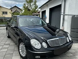 Schwarz Gebraucht 2004 Mercedes E240 Elegance Limousine | 7.699 € (Fairer Preis)