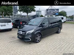 Grau Gebraucht 2021 Mercedes V300 Van / Kleinbus | 54.450 € (Guter Preis)