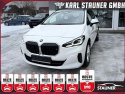 Weiß Gebraucht 2024 BMW 218 Active Tourer Van / Kleinbus | 25.980 € (Superpreis)