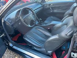 Schwarz Gebraucht 2000 Mercedes CLK230 Avantgarde Cabrio | 1.350 €