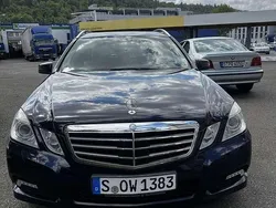 Blau Gebraucht 2009 Mercedes E350 Kombi | 8.200 € (Fairer Preis)