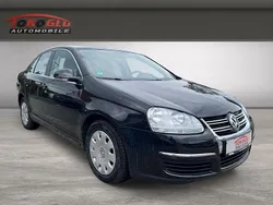 Schwarz Gebraucht 2007 VW Jetta Comfortline Limousine | 1.490 €