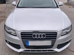 Silber Gebraucht 2009 Audi A4 Limousine | 7.000 € (Fairer Preis)