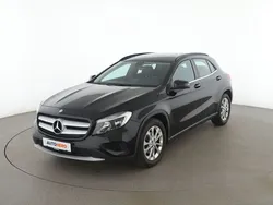 Schwarz Gebraucht 2016 Mercedes GLA180 Style SUV | 18.790 € (Fairer Preis)