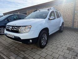 Weiß Gebraucht 2016 Dacia Duster Lauréate SUV | 6.500 € (Superpreis)