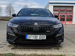 Schwarz Gebraucht 2021 Skoda Octavia RS Kombi | 29.800 € (Fairer Preis)