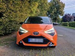 Orange Gebraucht 2019 Toyota Aygo Kleinwagen | 9.850 € (Fairer Preis)