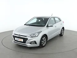Silber Gebraucht 2020 Hyundai i20 Trend Limousine | 14.160 € (Fairer Preis)