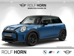 Blau Gebraucht 2023 Mini Cooper SE Classic Kleinwagen | 19.910 € (Guter Preis)