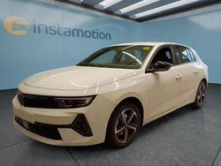 Weiß Gebraucht 2024 Opel Astra Limousine | 24.949 € (Etwas zu teuer)