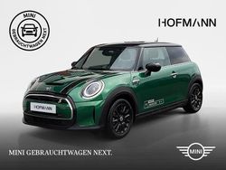 British racing green metallic Gebraucht 2023 Mini Cooper SE Classic Kleinwagen | 19.890 € (Fairer Preis)