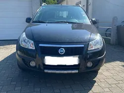 Schwarz Gebraucht 2008 Fiat Sedici SUV | 2.200 € (Fairer Preis)